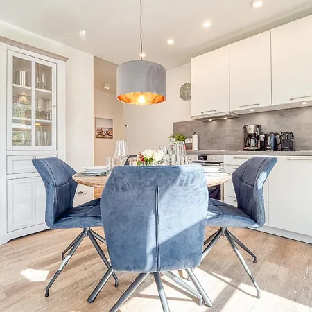 Apartment Ankerplatz 1 Zingst